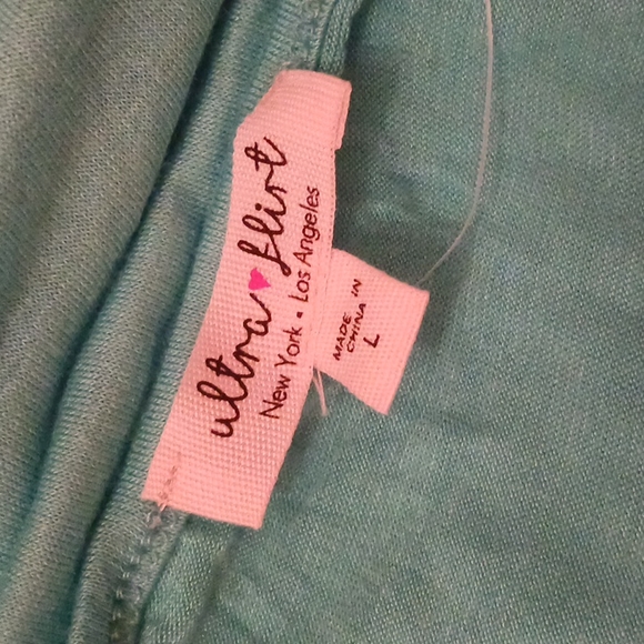 Ultra Flirt Crochet Hem Strappy Tank Top - Picture 7 of 8